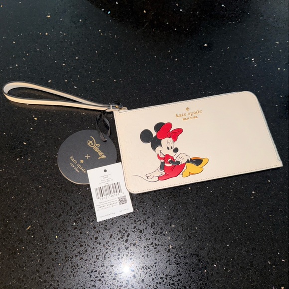 Kate Spade Disney Cream Wristlet with Minnie Brand New With Tags - Picture 1 of 5